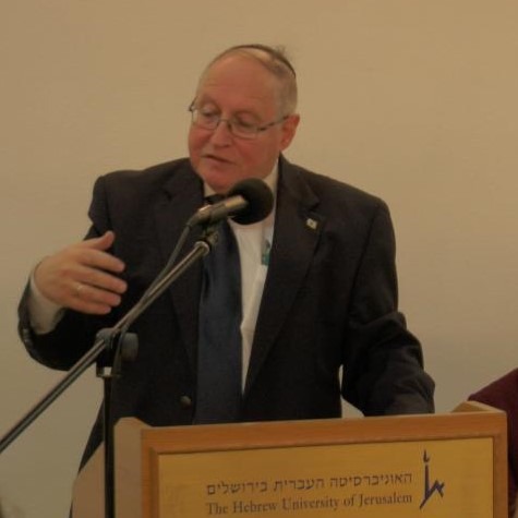 מר אליקים רובינשטיין , המשנה לנשיאת בית המשפט העליון.