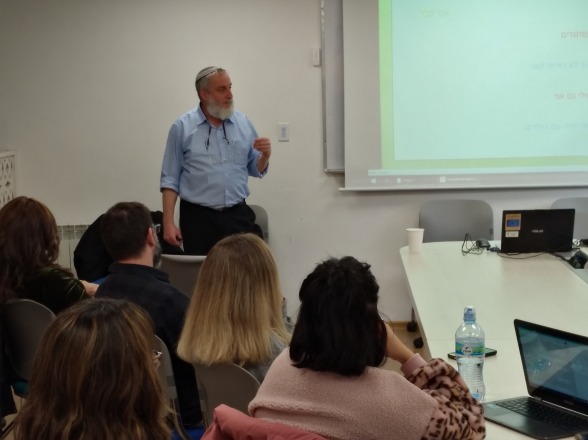 לחיות באהבה ובזוגיות למרות מחלת נפש קשה של בן/בת זוג: בהשראת מקורות מהיהדות